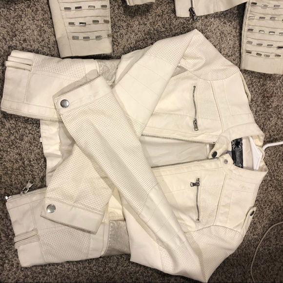 White leather coat - Picture 1 of 2